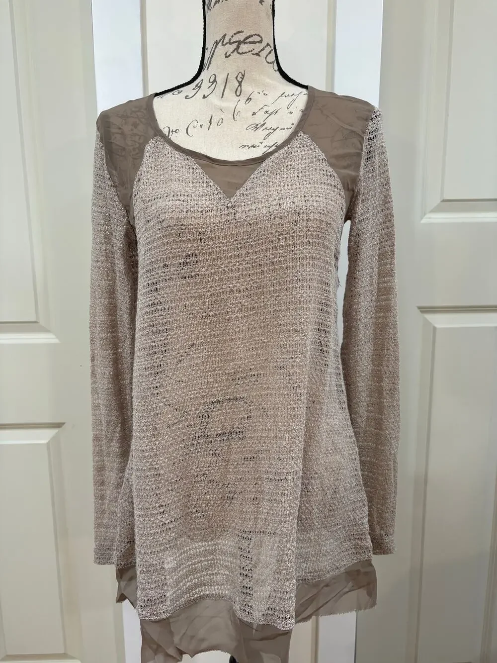 NWT BKE The Buckle Sheer Tan Sweater Size Small